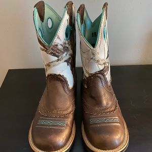 Ariat women’s fatbaby cowboy boots